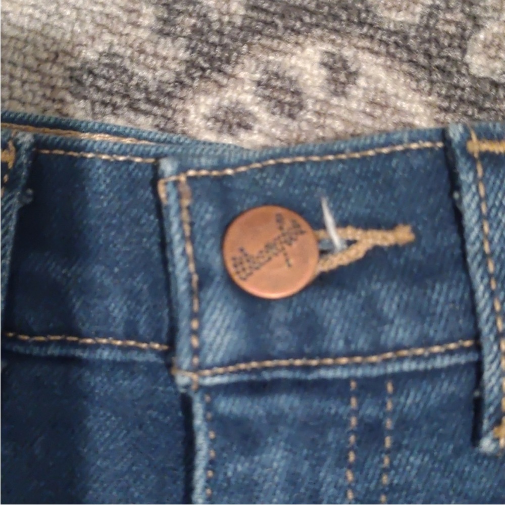 Wrangler Blue Jeans - Picture 6 of 8